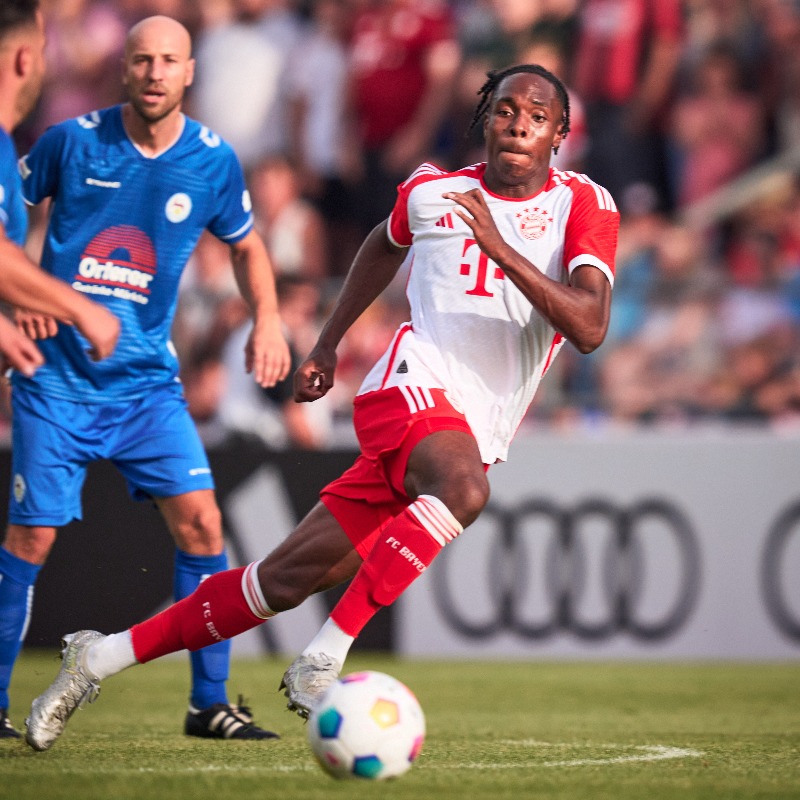 FCBayernEN's tweet photo. We lead 18-0 at half time. 🔴⚪

🎥 Watch the second half against FC Rottach-Egern LIVE ⤵️