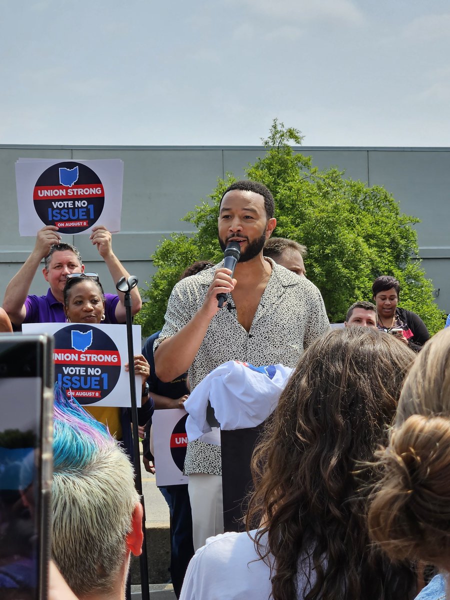formerleashkid's tweet photo. Thank you @johnlegend for coming back to your home state of Ohio to stress the urgency of protecting our voting rights &amp; the urgency to Vote No on Issue 1 https://t.co/sgpMQA2Tv0
