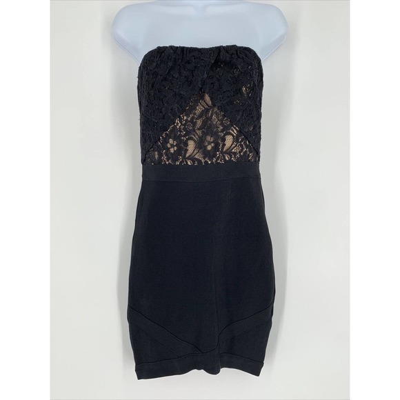 1stExperiences2's tweet photo. So good I had to share! Check out all the items I'm loving on @Poshmarkapp #poshmark #fashion #style #shopmycloset #comovintage #bebe #firstrite: https://t.co/dEbdt5DSoM https://t.co/GuDGfFwHou