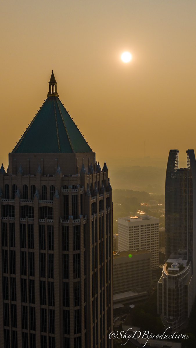 SKYDBProductions tweet media