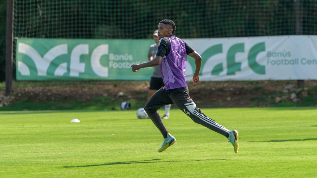 orlandopirates's tweet photo. ☠️ 🔎 𝗠𝗔𝗧𝗖𝗛 𝗣𝗥𝗘𝗩𝗜𝗘𝗪 🔍

🇪🇸 2023/24 Preseason
⚽️ @UDLP_Oficial vs @orlandopirates
📆 Wednesday, 19 July 2023
🏟 Banús Football Centre
🕚 11h00 SAST
📺 LIVE 👉🏿 https://t.co/vqVUAtEs5i

🖥 Read the Match Preview 👉🏿 https://t.co/SlkExv5CEw

⚫️⚪️🔴⭐️
#Matchday 
#OrlandoPirates
#OnceAlways