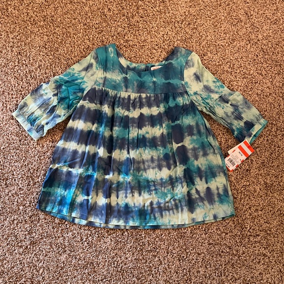 So good I had to share! Check out all the items I'm loving on <a href="/Poshmarkapp/">Poshmark</a> #poshmark #fashion #style #shopmycloset #fashionnova #crystalclearindustries #catjack: posh.mk/Mb5GukOwxBb