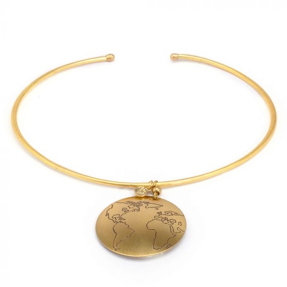 So good I had to share! Check out all the items I'm loving on <a href="/Poshmarkapp/">Poshmark</a> from <a href="/IbethmHernandez/">Ibeth Hernandez</a> #poshmark #fashion #style #shopmycloset #silkessentials #keen #vestopazzo: posh.mk/xetMUbSwxBb