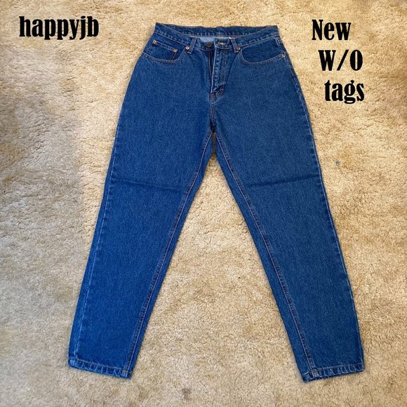 kcoulter4's tweet photo. So good I had to share! Check out all the items I'm loving on @Poshmarkapp #poshmark #fashion #style #shopmycloset #jordache #pinkparadoxlondon #columbia: https://t.co/HOzyD0lBTY https://t.co/lEueqIHvZo