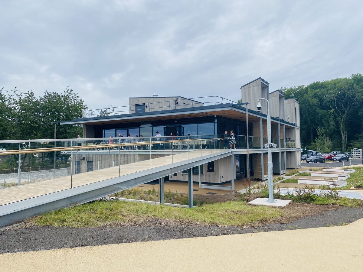 A big thank you to Vicky Martin <a href="/DwrCymru/">Welsh Water</a> for the kind invitation to the pre-launch reception of Lisvane and Llanishen Reservoir Visitors Centre. <a href="/LisvaneLlanRes/">Lisvane & Llanishen Reservoirs</a> What a fantastic facility for the residents of Cardiff!