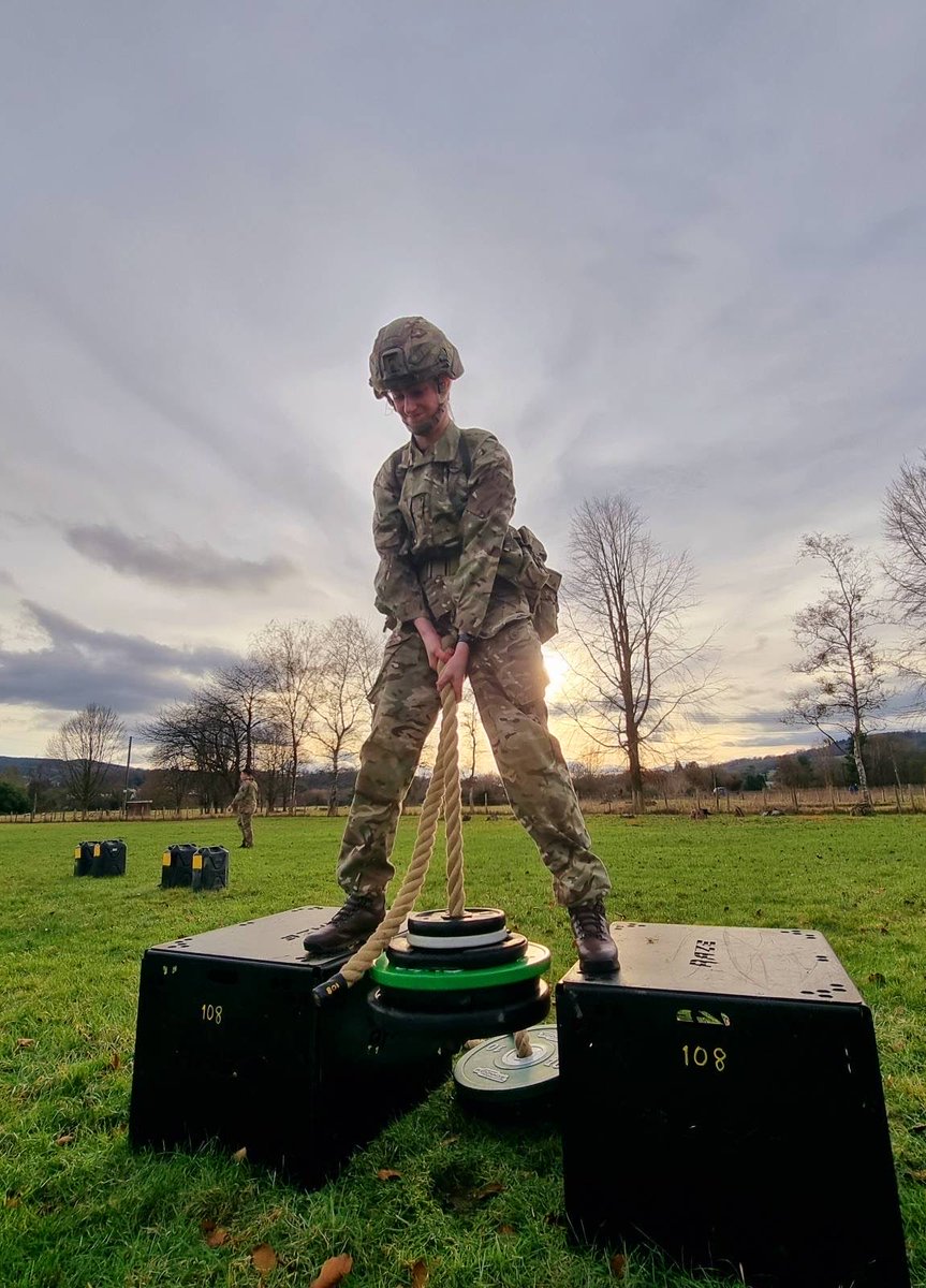 Fancy a new challenge?
The majority of our regiment are part time reserve soldiers who fit their military training around their day job.
Want to know more? Then use the following link to get in touch with our recruiting team: tinyurl.com/yc5u2eh8

#ArmyJobs #ArmyReserves
