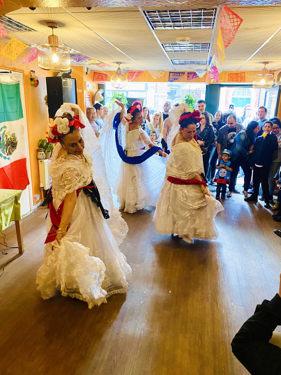 Gracias por la invitación A La Mexicana!! 
Mostrando nuestro folclor en Birmingham!!