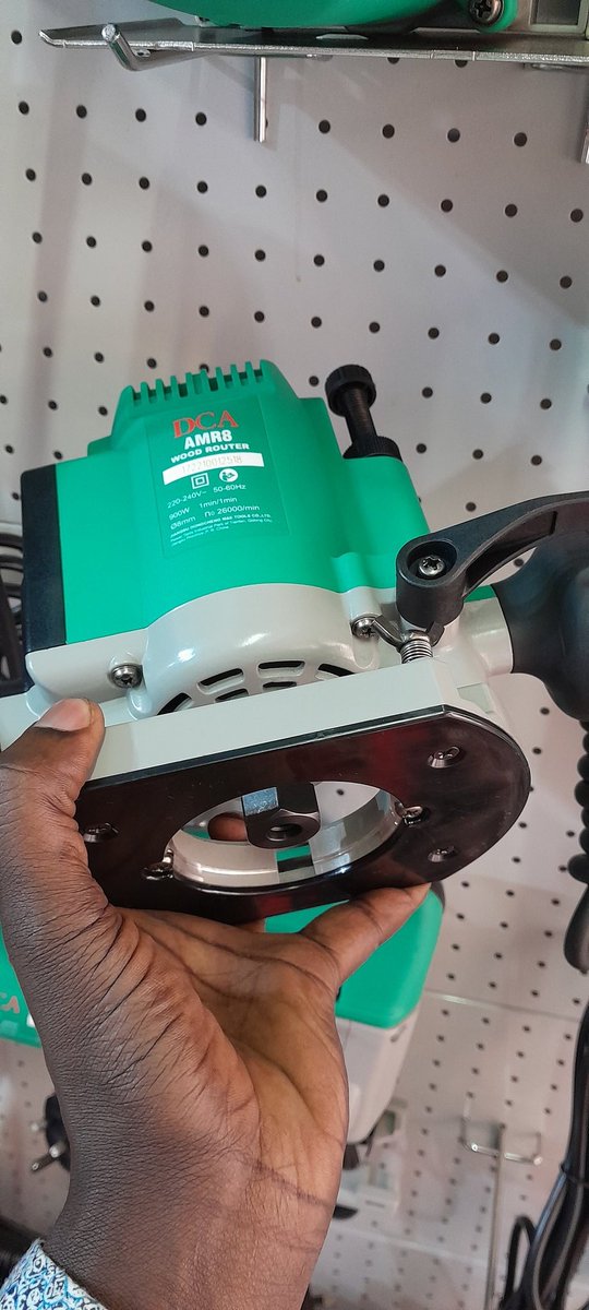 Elite water and energy tweet media