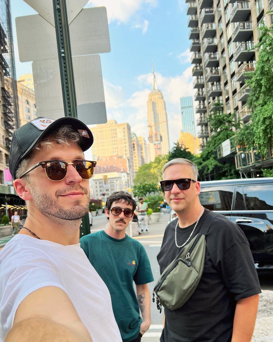 Alex Fank tweet media