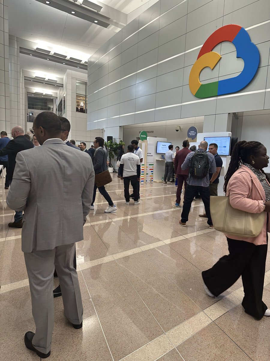 blockchainPath1's tweet photo. #GenerativeAI #GoogleCloud #AIEvent #WashingtonDC https://t.co/FzYAPIPSIe