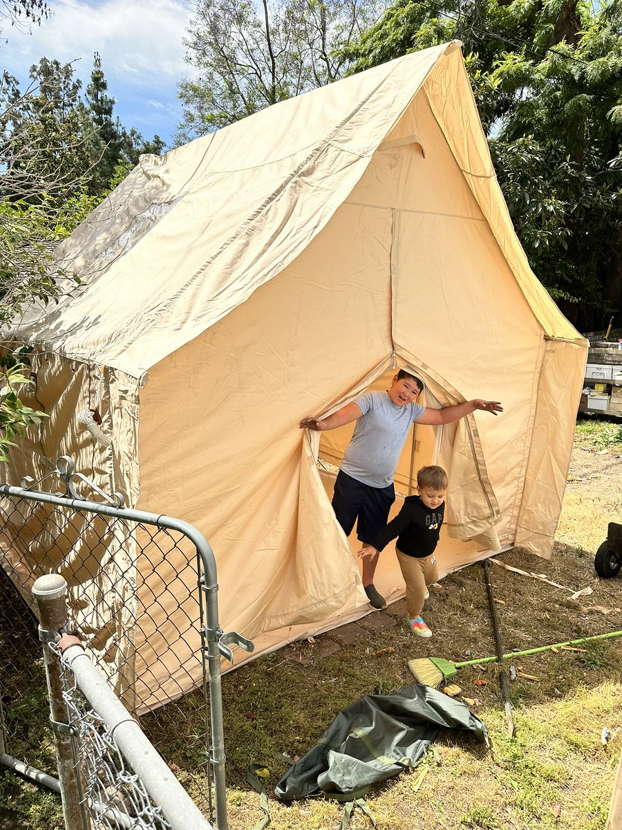 My new house didn’t  have a room for my sauna and cold plunge…so I set up a tent in the yard. Is this a win or am I tacky? 🥵 🥶