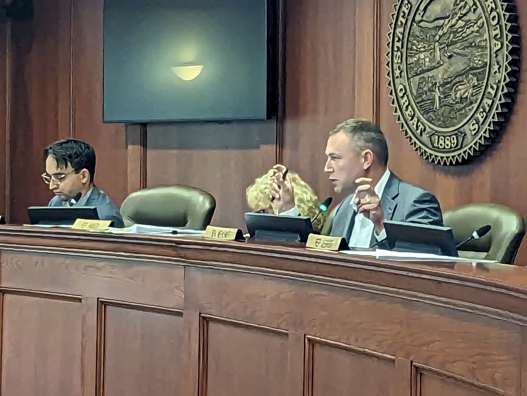 KELO Bob Mercer on Twitter "Rep. Jon Hansen of Dell Rapids cast a