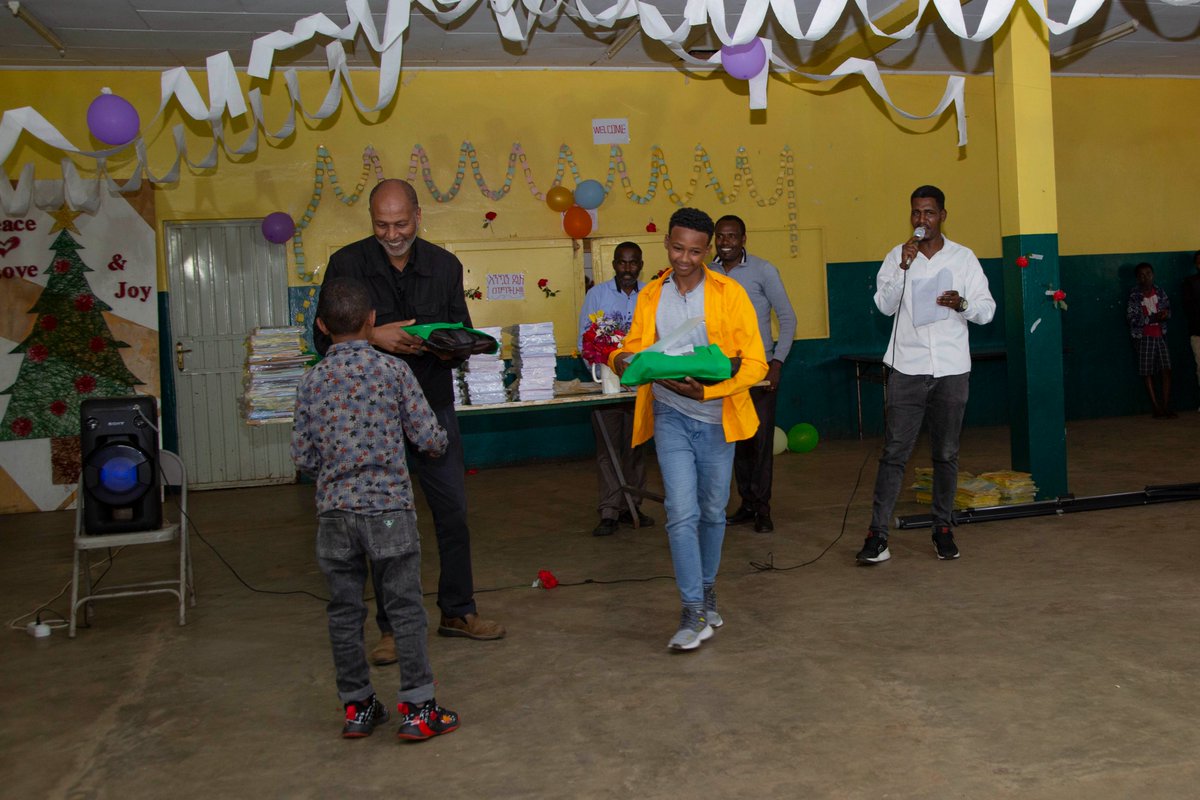 ProjectMercy's tweet photo. The Medhane Alem school at #ProjectMercy held an end-of-year event on Saturday for grades 1-12 with parents, teachers and students. The top performing students and teachers were honored, and a school year recap and upcoming year plan was presented to attendees. https://t.co/FoQI5xpm0z
