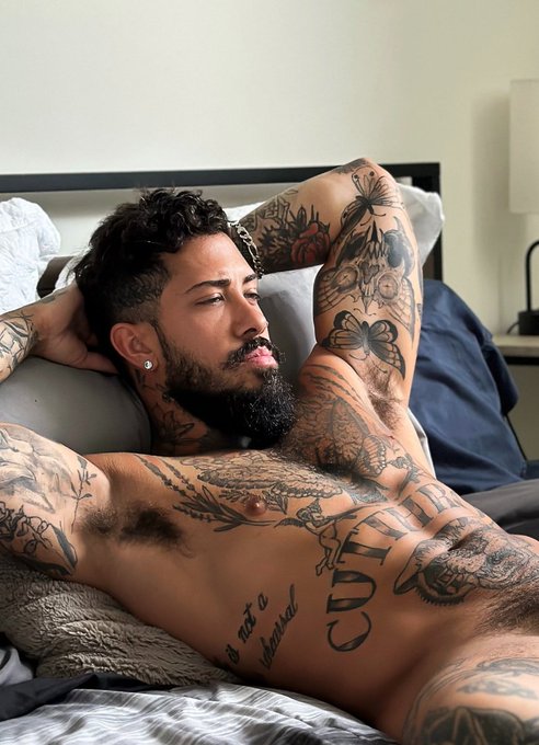 I need someone to serve me, can you be them? 👀 https://t.co/WDiw2lN1Ce<a href="/tag/gym"class="tags"><span>#gym</span></a><a href="/tag/lgbt"class="tags"><span>#lgbt</span></a><a href="/tag/montreal"class="tags"><span>#montreal</span></a><a href="/tag/flex"class="tags"><span>#flex</span></a><a href="/tag/share"class="tags"><span>#share</span></a><a href="/tag/gay"class="tags"><span>#gay</span></a><a href="/tag/viral"class="tags"><span>#viral</span></a>