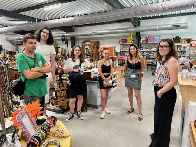 Visite de la Ressourcerie La Courtoise et entretiens de #Recrutement avec  @poleemploi_VAR #Brignoles et 4️⃣ jeunes motivés en #accompagnement intensif. 👏à la #team jeune, Aurélie et Magali et merci à notre #partenaire #insertion pour leur accueil.<a href="/ZAMPOLINImarc/">Marc ZAMPOLINI</a> <a href="/SeverineFoulon1/">Severine Foulon</a>