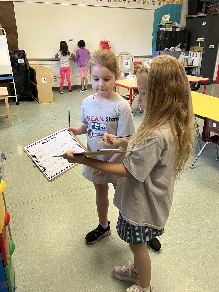 DanielleKall's tweet photo. Summer STREAM - week 1:  M is for Math! Students had fun measuring things around the room with cubes then recording their nonstandard measurements! @JamesburgPublic @Readinggirl73 @LynnZinser_5 @JenVanderburg @UnitedWayCJ https://t.co/X5Dc7dBfOQ
