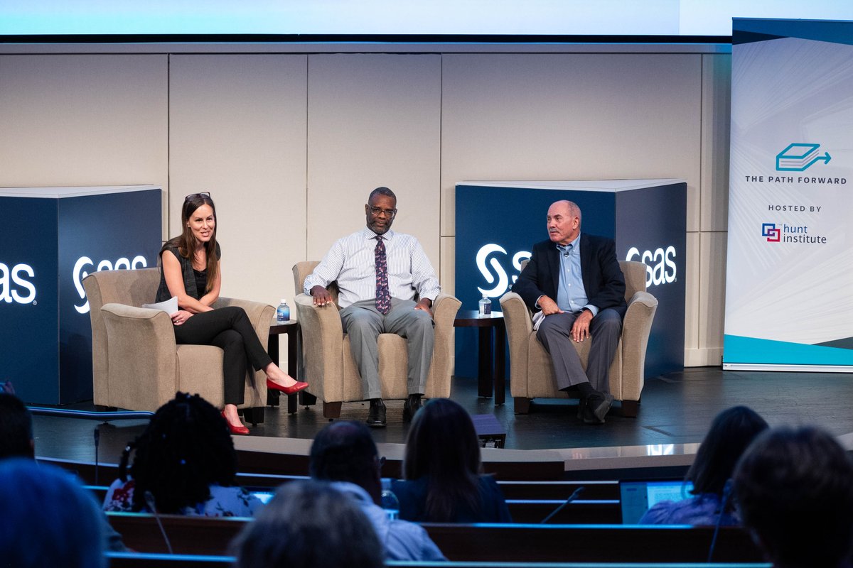 Hunt_Institute's tweet photo. How can literacy be a lever for societal change?

@jkowal14 moderates this session with @KJWinEducation and @BobWise48 to explore the impact of literacy &amp; how investment can improve society &amp; close equity gaps. #ThePathForward https://t.co/o75IwFgif2