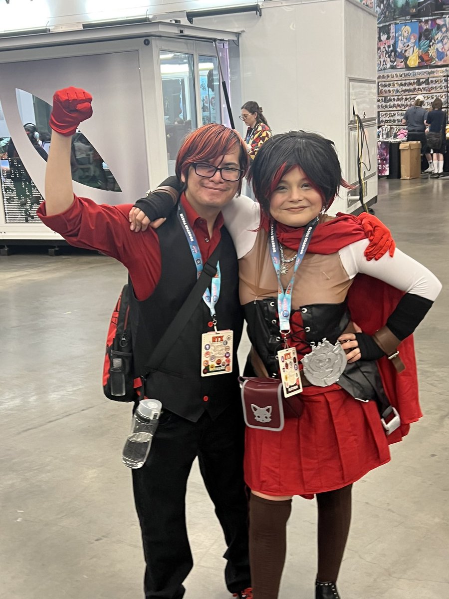 Waifu_Thief's tweet photo. Happy 10 Years, RWBY! Because of this show, it made me realize what I want to do and meet all the amazing folks I can call my friends! #10YearsofRWBY #RWBY #GREENLIGHTVOLUME10 https://t.co/0EtZ0XQJSJ