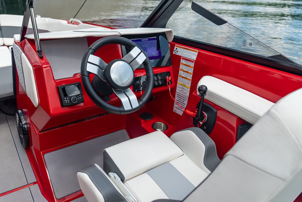 HeydayWakeboats's tweet photo. The Heyday H20 combines intuitive functionality with powerful performance in a 20’ package. This game changer gives more families the opportunity to create lifelong memories on the water.
#heydaywakeboats https://t.co/OUZ2gzzH1g