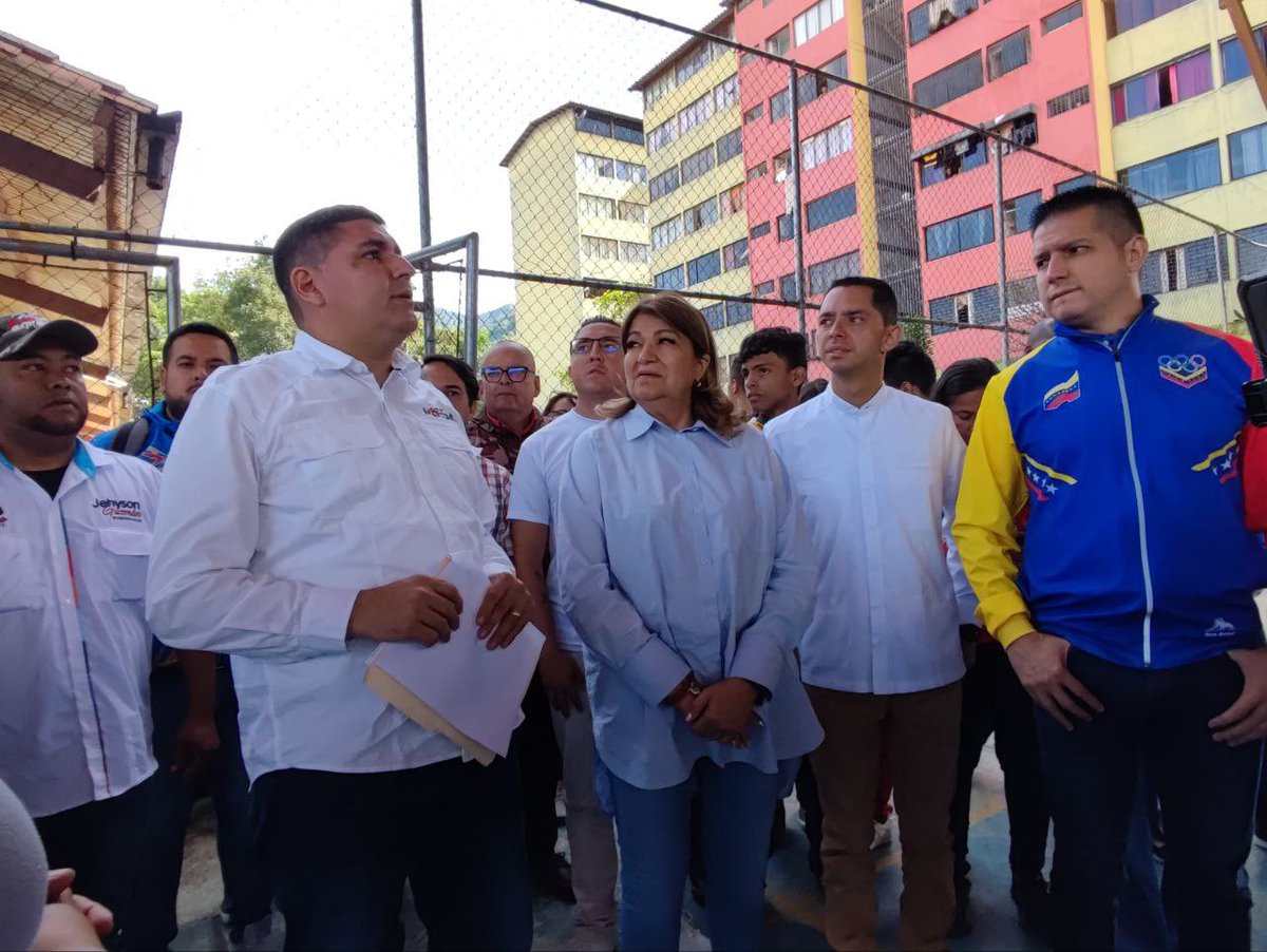 JEHYSON GUZMÁN tweet media