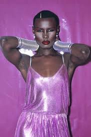 1. We’re getting in the mood for the Wine Down tomorrow with some tunes tonight. I was at an evening of French songs for Bastille Day sung beautifully by the always brilliant Christine Bovill and it reminded me of Grace Jones and her fab cover of La Vie en rose. https://t.co/THlTUlyYdJ