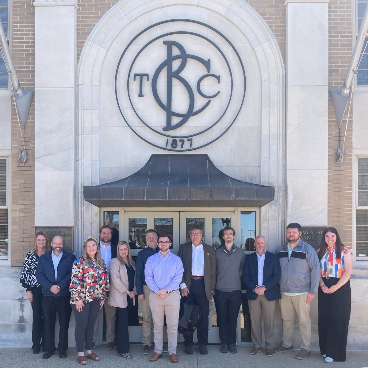 Five UT Martin graduates brought home the first place prize in the 2023 Community Bank Case Study Competition! #beUTMproud