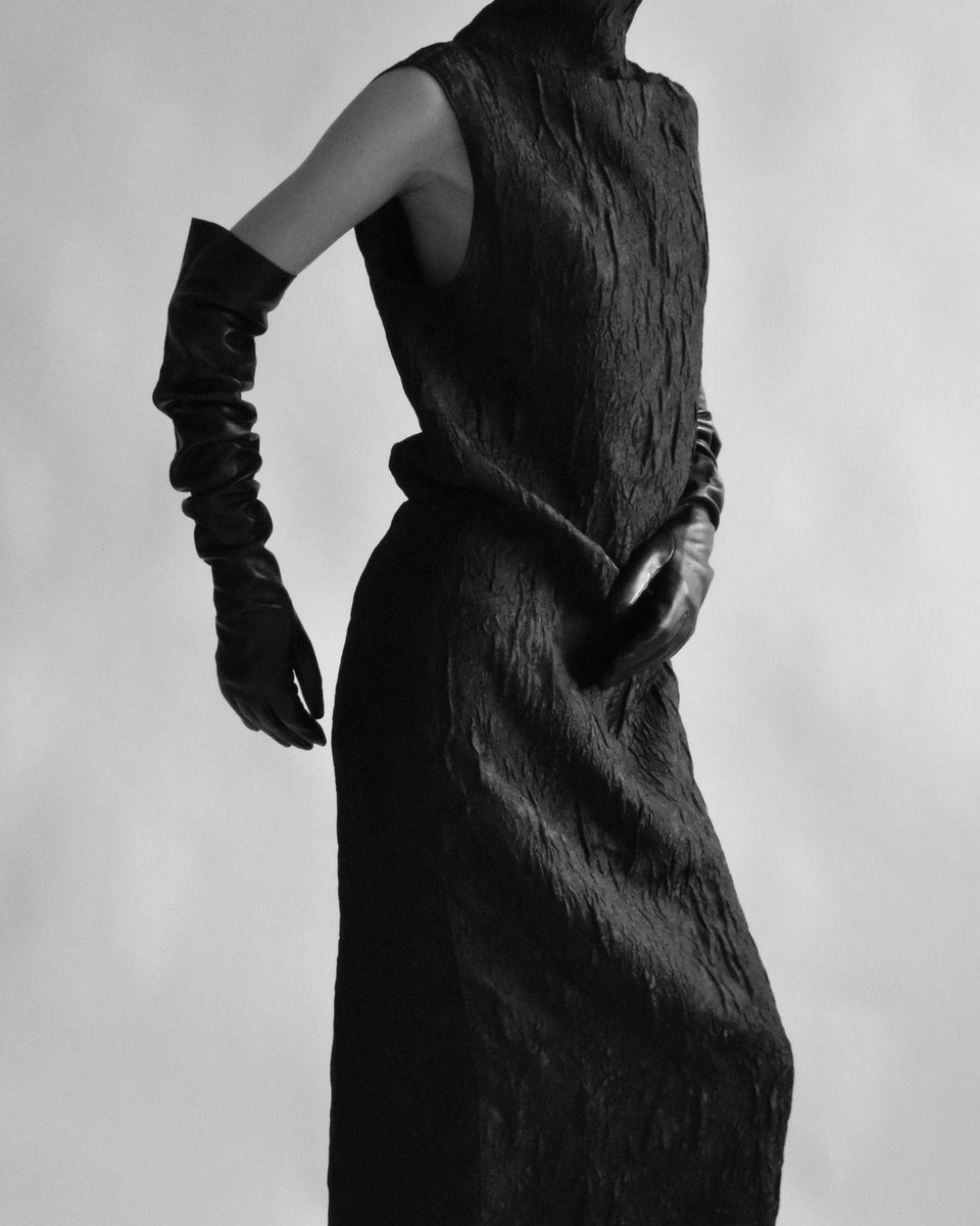 ahalcyongirl X CORNELIA JAMES

Huda rocking our SEVERINE gloves

-
-
-
-
-
-
#corneliajames #cj #corneliajamesgloves
#madeinengland #sustainable #2023fashion
#classicstyle #trend2023 #handmadeacce...
instagram.com/p/Cu2RWWCIEOW/