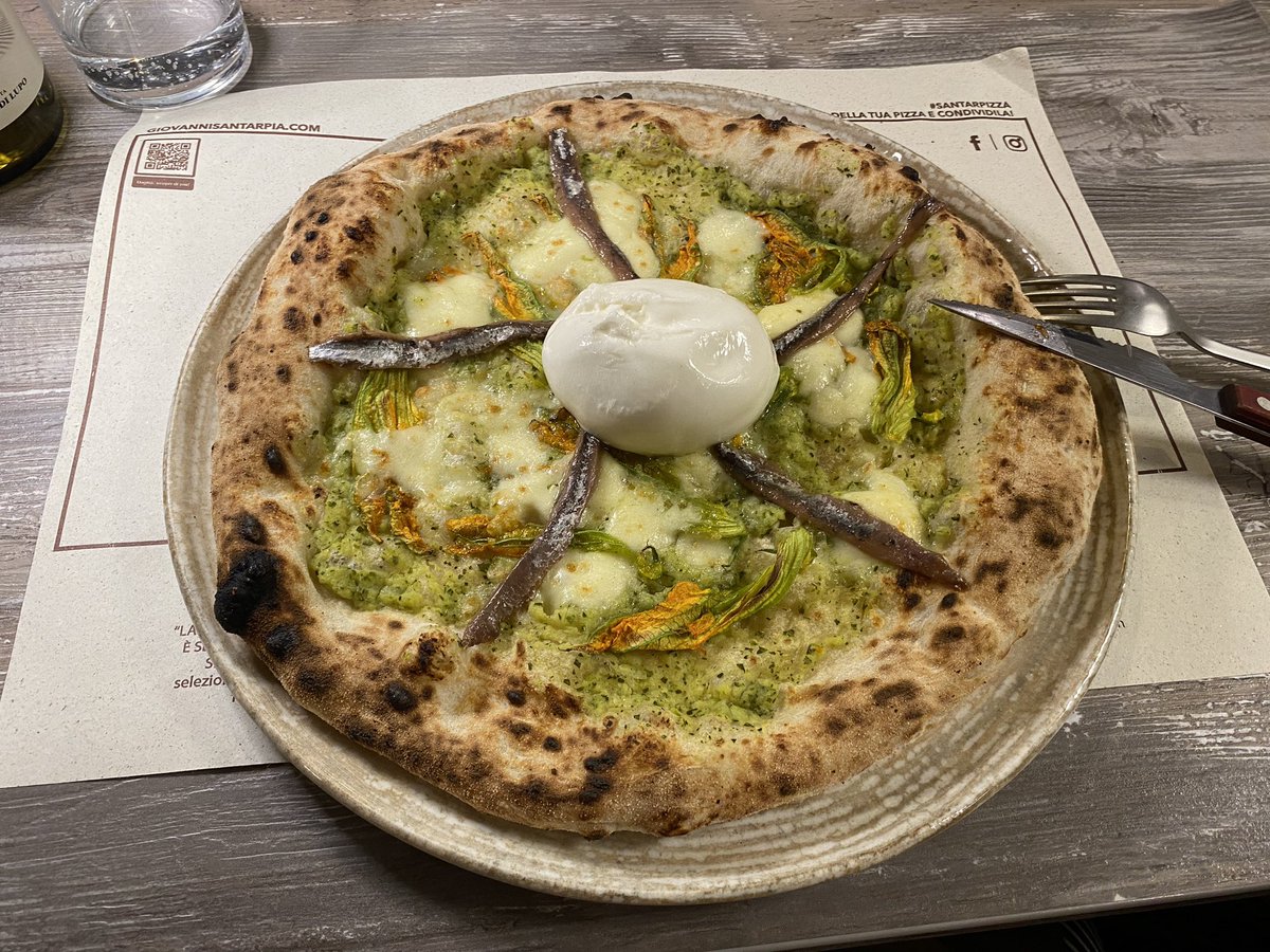 De las mejores que he probado ! #santarpizza