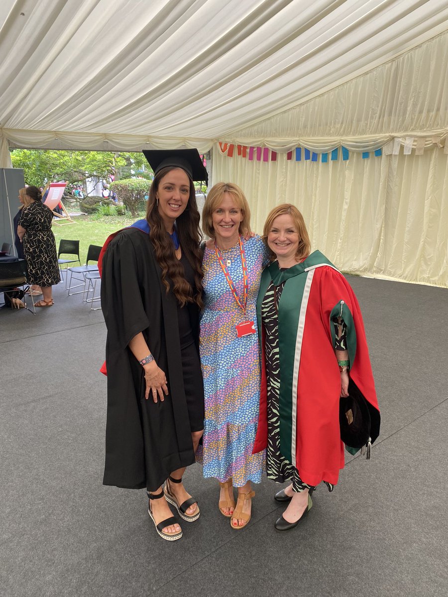 katesull241's tweet photo. Had the best day at my graduation today 👩🏻‍🎓 Masters in Advanced Clinical Practice ☑️❤️ @annaj41 @GeinorB #CardiffGrad https://t.co/KQtprdwooq
