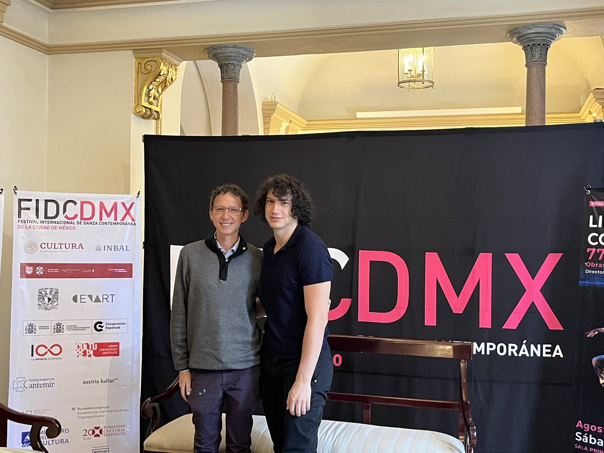 TeatrosCdMexico's tweet image. Del 29 de julio al 15 de agosto se llevará a cabo la octava edición del @FIDCDMX y tendremos en el #TeatroDeLaCiudad una función el domingo 13 de agosto en la que podrás ser testigo de la pieza coreográfica BLOT.

Boletos en taquilla y Ticketmaster 👉 bit.ly/43xjYGk