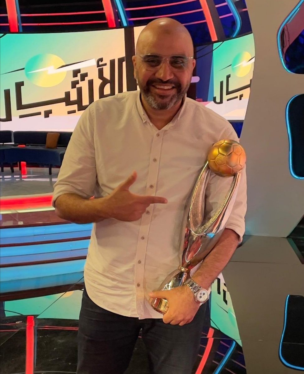 Luma_Sayed93's tweet photo. في عز ما كانت في ناس (للاسف اهلاوية)  تهجص و تهبد و تخرف في موضوع امام، كان في واحد محترم اسمه محمد أبوعلي كان أول واحد في مصر قال ان امام في الاهلي و انا شاهد على دة قدام ربنا
الراجل المحترم دة استحمل كلام كله عبط في حقه لكن كان واثق انه بيقول الحقيقة
شابوه للمحترم ابوعلي
❤️❤️❤️ https://t.co/sj3LNYMZoA