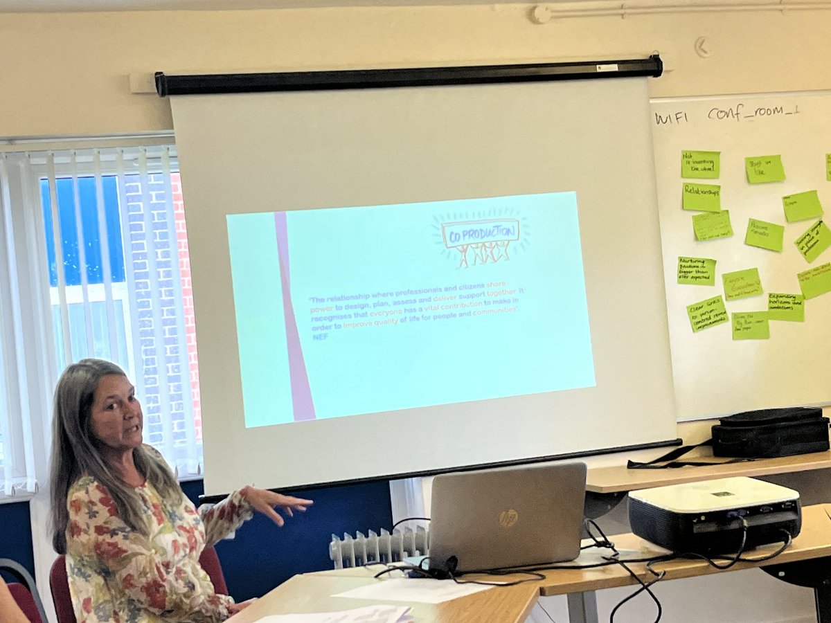 LauraSe98996100's tweet image. What a fantastic day with @lockwood_sian , @SimonStockton3 and @meetmacintyre . So much passion in one room. 
Excited for the journey ahead #connections #ambition #neighbourhoods #everyoneeverwhere