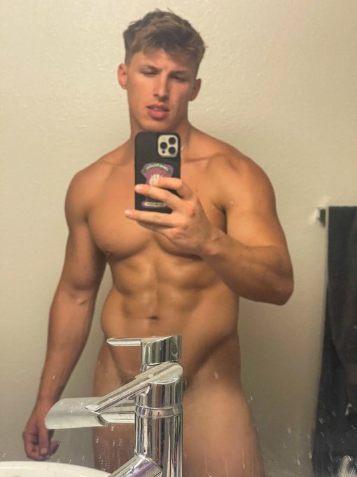 new sink😏 https://t.co/yDsY7QwAhp