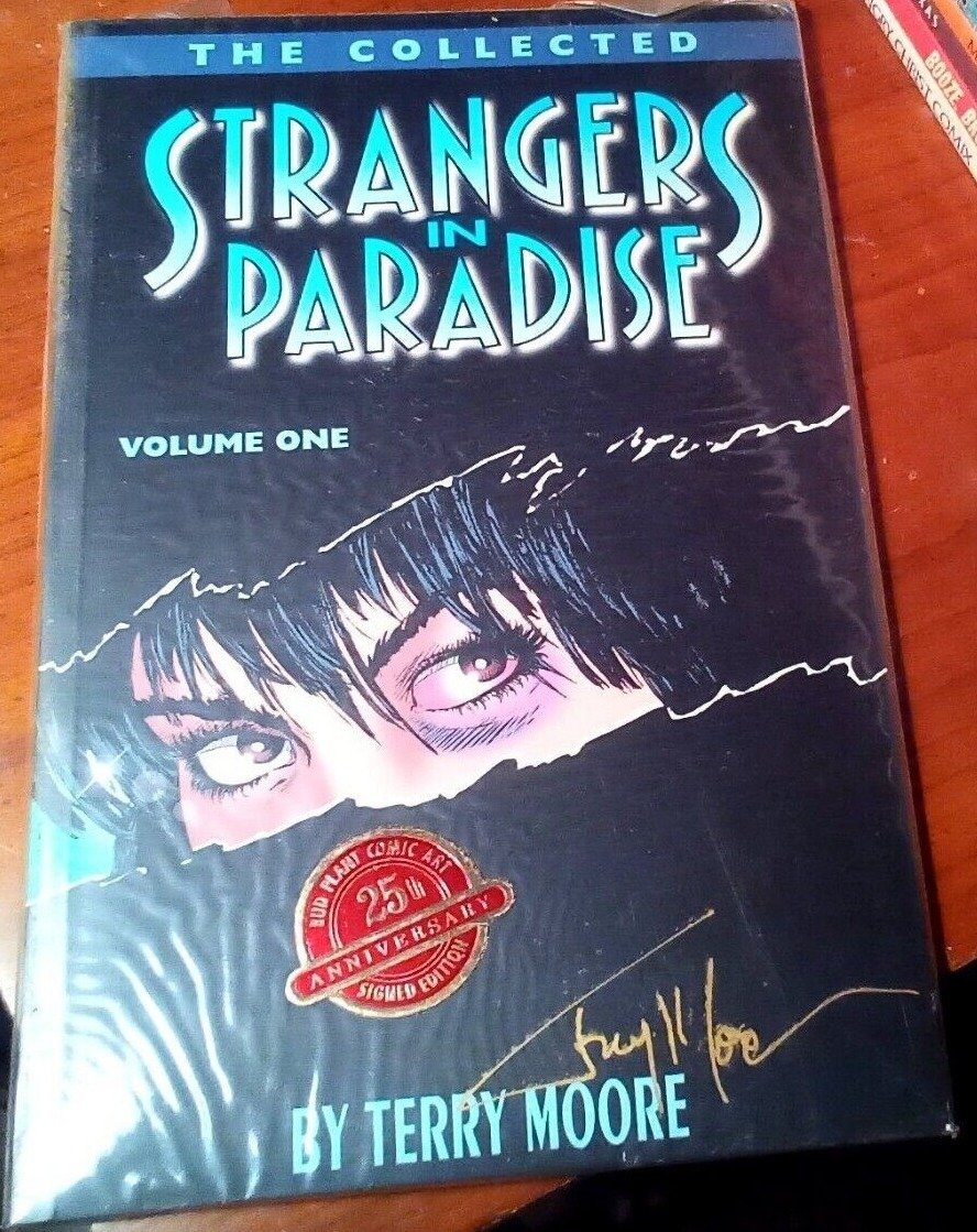 M00NLIGHTSTUDI0's tweet photo. When you absolutely positively have to catch them all-- for the love of variants!! @TerryMooreArt's Collected #StrangersInParadise Volume One TPB editions. Are there more out there? Part of what makes collecting fun! #AbstractStudioComics #Katchoo #Francine #SiP #TerryMoore https://t.co/tVJl9Nn0Zj