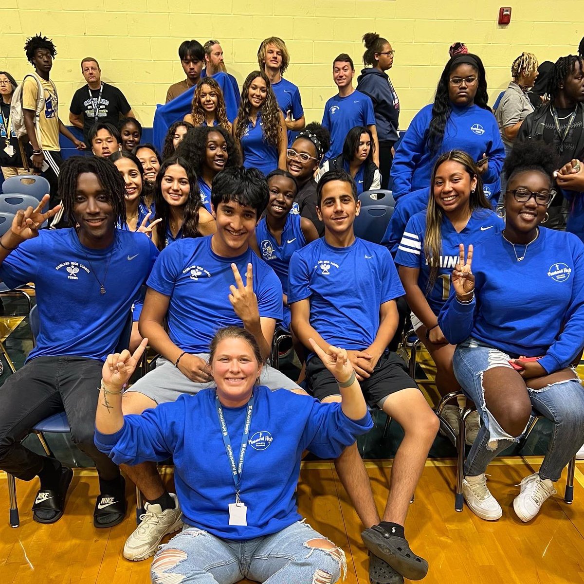 Ready for another awesome school year! Please donate to my classroom if you can 🫶🏼 amazon.com/hz/wishlist/ls…