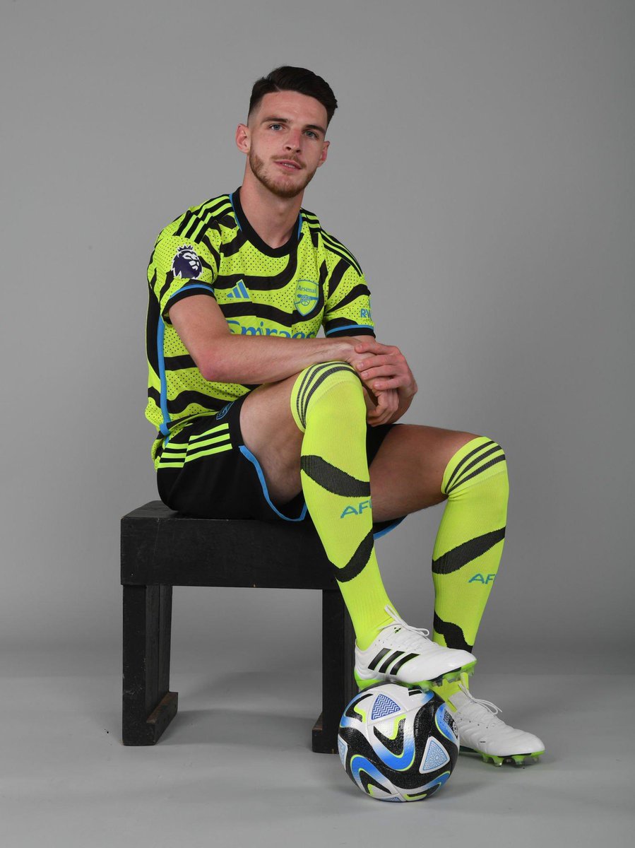davidhickman14's tweet image. Declan Rice in the new Arsenal away kit #afcc
