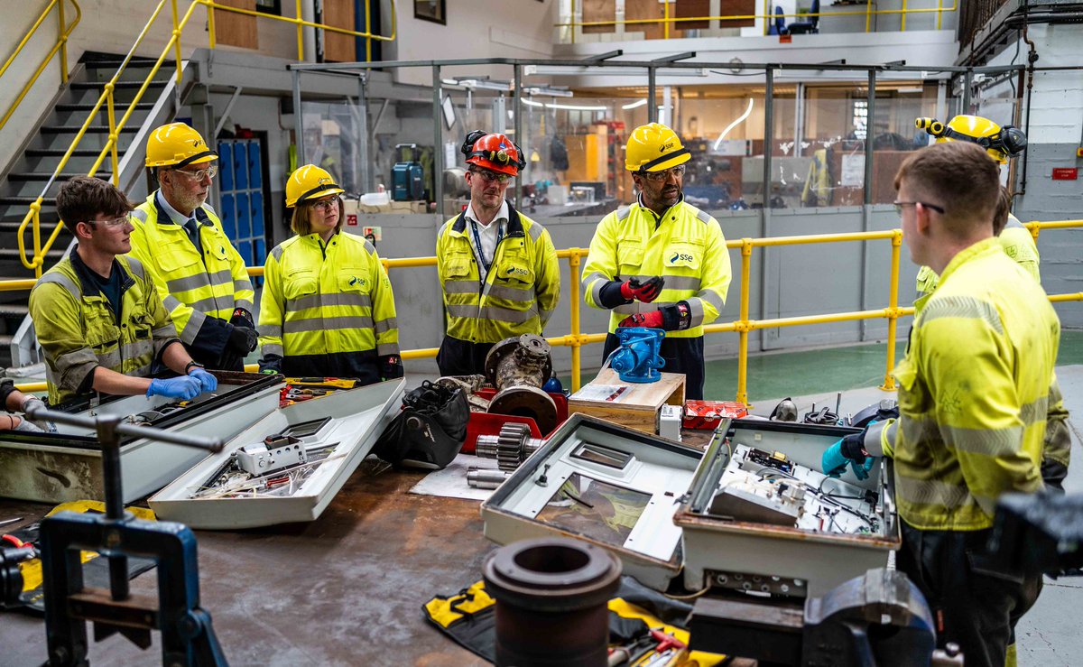 Scotland’s net-zero future is being held back by UK Govt dithering &amp; delay on carbon capture &amp; storage.

In Peterhead I met with <a href="/ssethermal/">SSE Thermal</a> to discuss why <a href="/AcornProject_UK/">The Acorn Project</a> should be approved, so we can deliver a just transition with green jobs and meet our climate commitments.