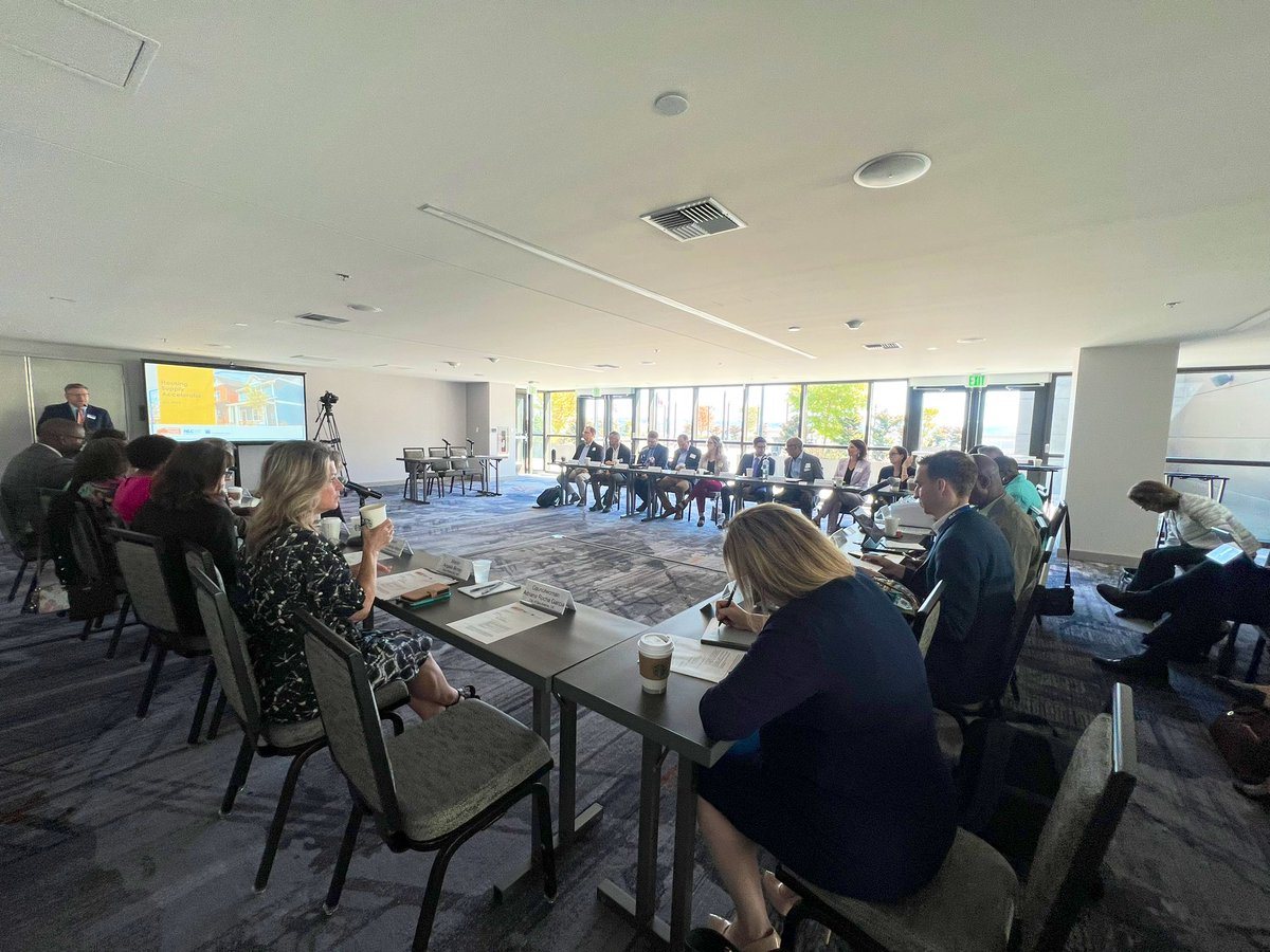 IrmaDiggs's tweet image. It will be a busy week here in the city of NLC’s President, Tacoma Mayor Victoria Woodards for @leagueofcities Summer Board &amp;amp; Leadership mtg. First meeting is focused on how we increase housing supply w/our partners. Kudos to @leagueofcities staff Lauren Lowery &amp;amp; Mike Wallace.