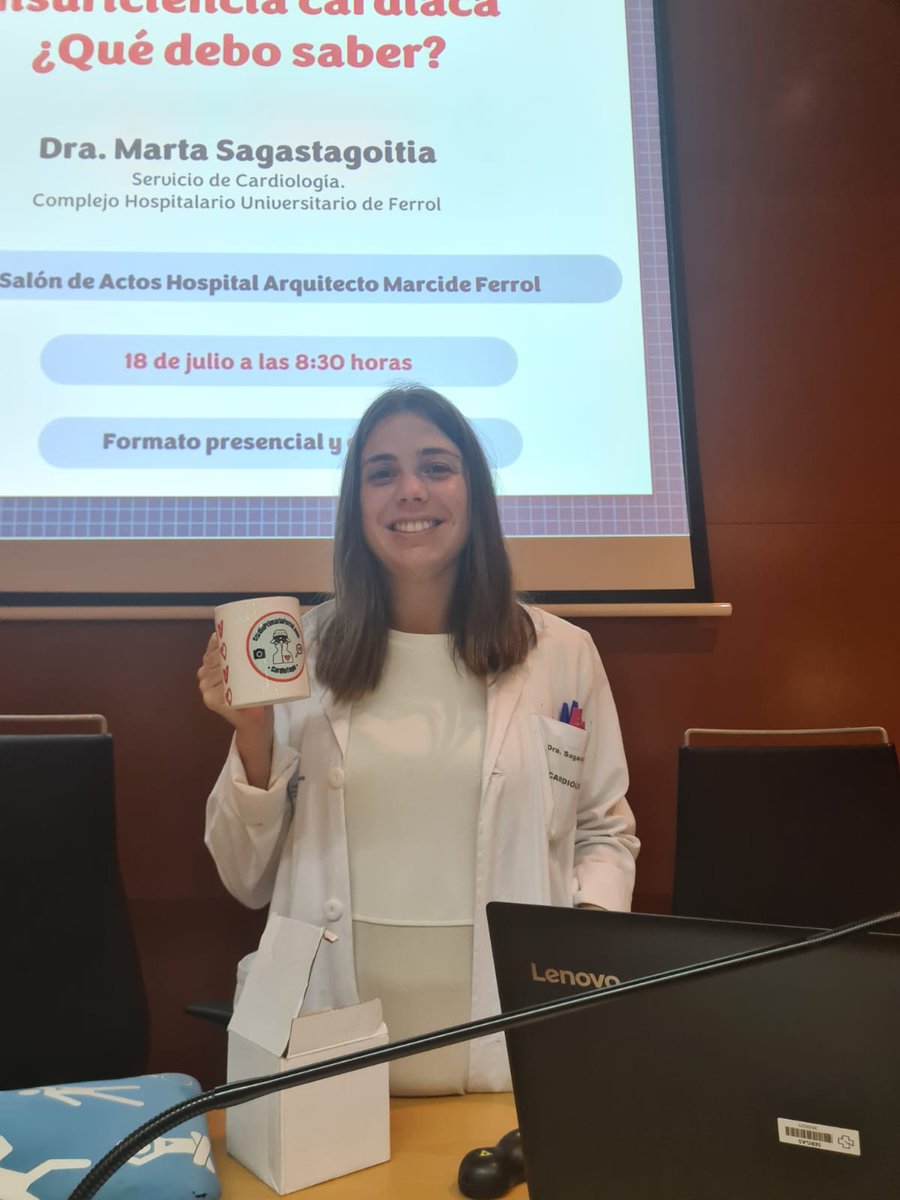 En la sesión de hoy (que podéis ver cuando queráis en el enlace de abajo) hemos entregado una de nuestras tazas de #CardioTopo a la Dra Sagastagoitia 🕵🏻‍♀️♥️