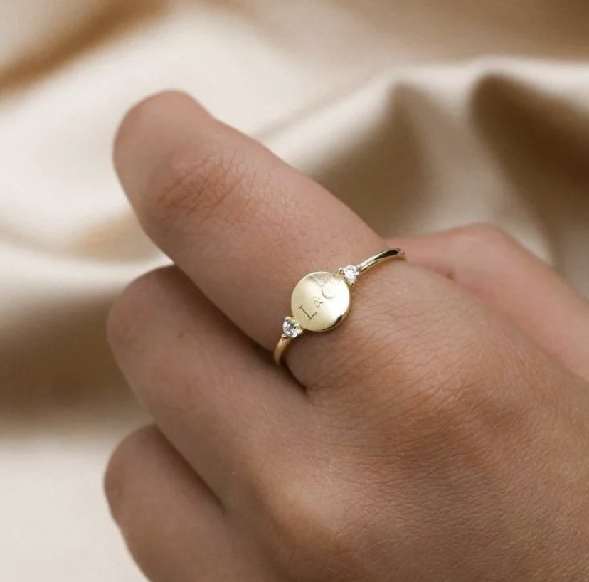 golldies's tweet photo. Fantasy Ring’s 🍷
- Bu gönderiyi beğen 💝
- Sevdiğin emojini at 🌝 
Bu gece 00.00’a kadar bizden sürpriz Dm bekle 🌸 
Kazanan kişi bu gönderinin altında paylaşılacaktır 🤩 
Herkese boş şanssss 🍀🍀 https://t.co/sx5EmMBquN