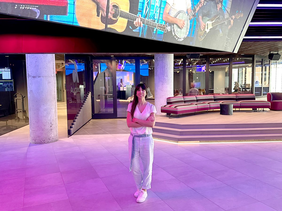 💫💫Amazing morning recording an <a href="/InDepthPod/">KYW Newsradio In Depth</a> podcast about  #HIV #vaccines with <a href="/MattLeon1060/">Matt Leon</a> at <a href="/KYWNewsradio/">KYW Newsradio - NOW ON 103.9 FM!</a> <a href="/Audacy/">Audacy</a> headquarters!!! Thank you for the invitation! and special thanks to <a href="/dariensutton/">Darien Sutton</a> from <a href="/TheWistar/">The Wistar Institute</a> ✨✨