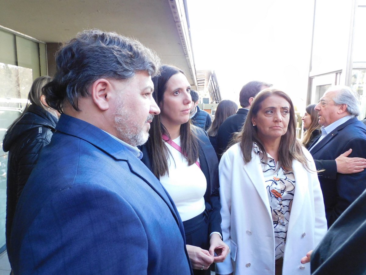 MarisaUcedaOk's tweet photo. 🍇 Participamos de la presentación del “Programa de Apoyo para Pequeños Productores Vitivinícolas de Argentina II” #ProviarII. Las inscripciones estarán abiertas desde el 24 de julio al 11 de agosto a través de este enlace https://t.co/KypcPPtSBH https://t.co/T1gmEbE8Dx