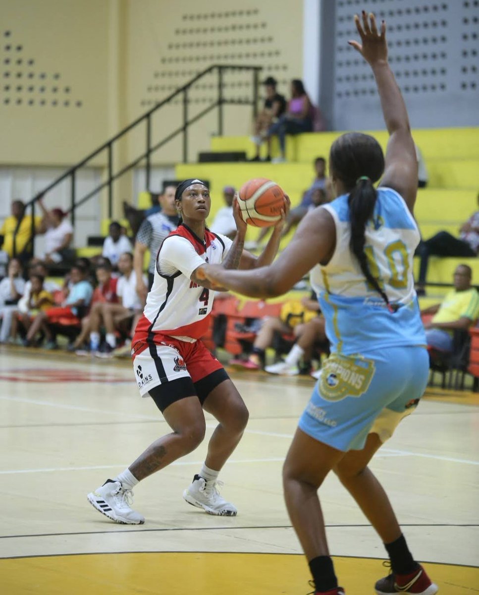 EUROBASKET.COM post tournament awards has been announced, congratulations to our budding star DaNasia Hood on being selected Rookie of the Year for the tournament.

Ms. Hood posted double figures twice out of four games.

latinbasket.com/United-Cup/new…