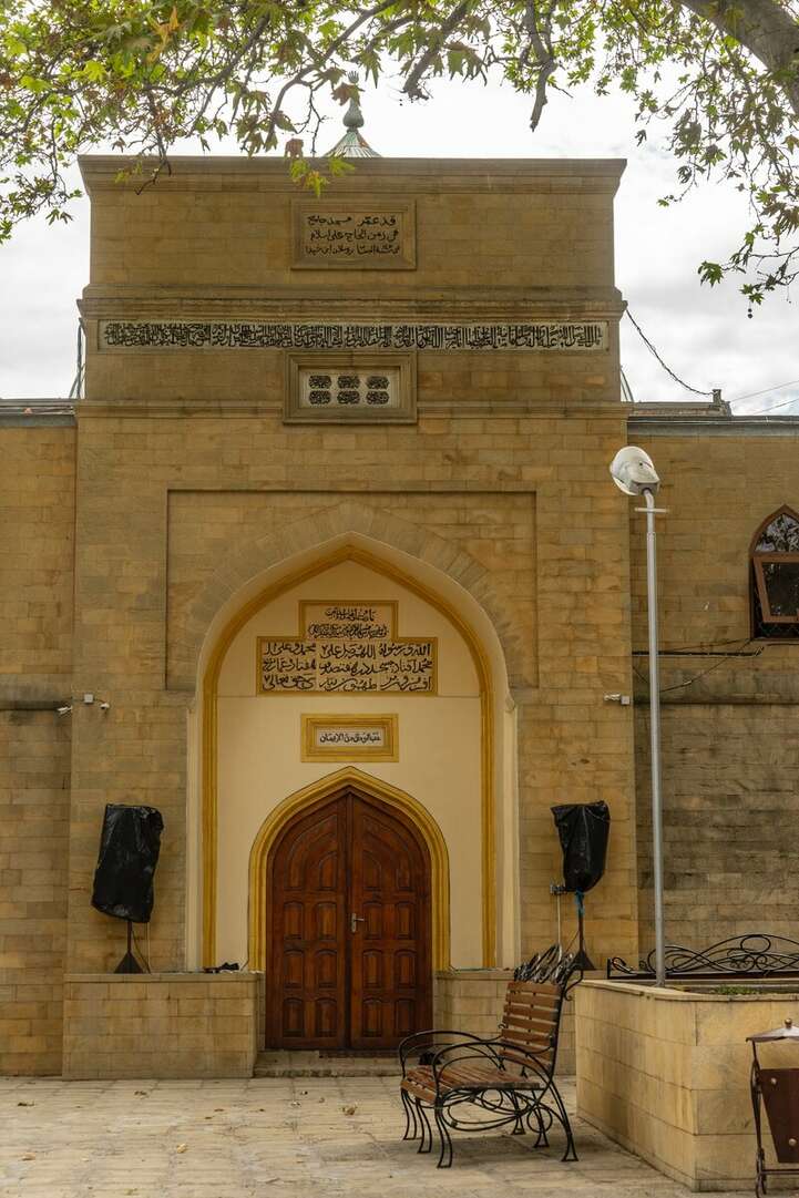 Picked up this Derbent city pin I randomly found in an oddity shop! 

Derbent, Dagestan is home to the oldest mosque in Russia (&amp; CIS countries) built in 733. Only lost it's functionality temporarily in the 1930s. It held regular Jummah prayer in the Soviet Union starting in 1943