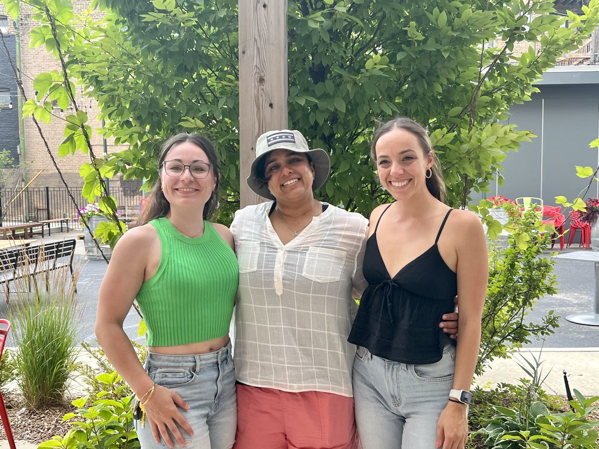 ResSportsMed's tweet photo. Annual End/Start of Year Fellowship Brunch: Congrats Megh and Shannon, Welcome Kristin and Thomas! https://t.co/kmWxX0RpkN
