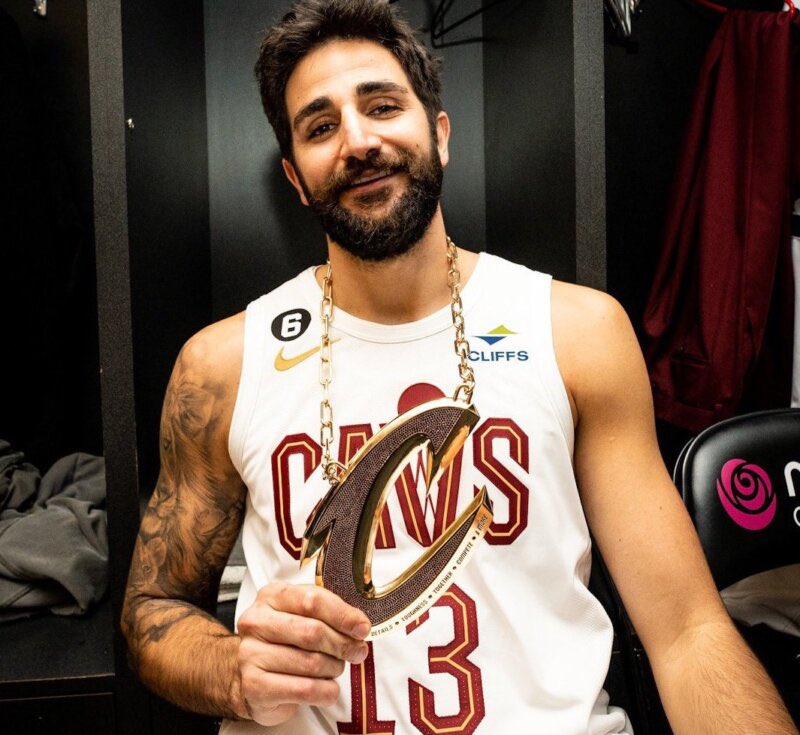 Brett Usher tweet media