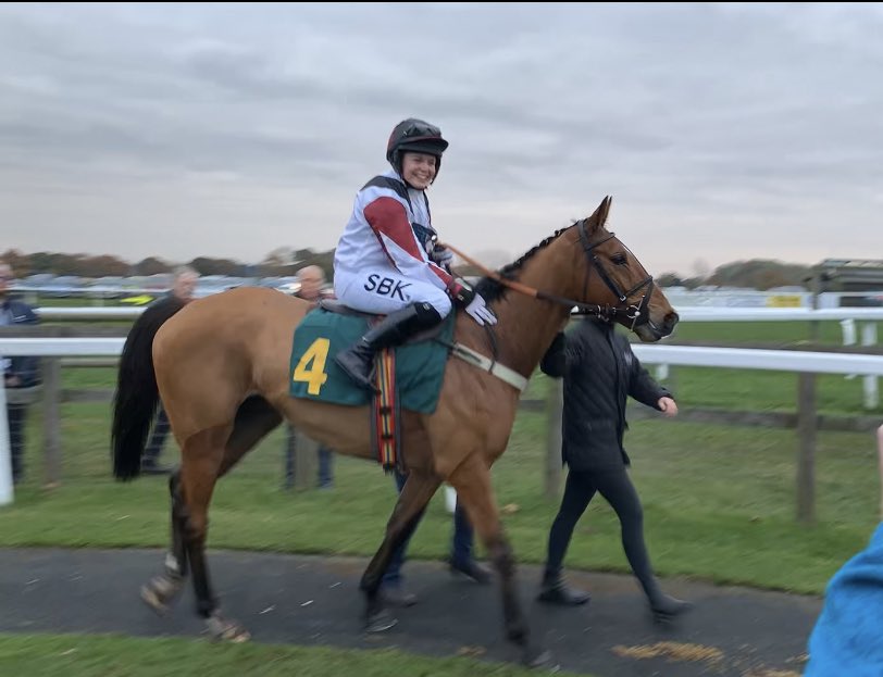 Anthony McNamara (@seatheclouds) on Twitter photo 