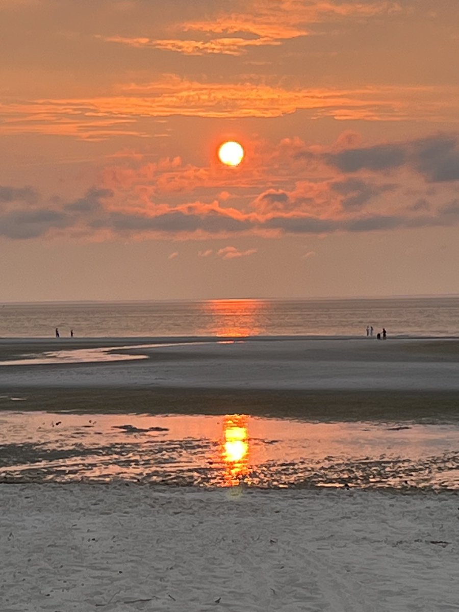 FirstThingBruce (@firstthingbruce) on Twitter photo Sunset on Cape Cod Bay never gets old. Sunset on Cape Cod Bay never gets old.