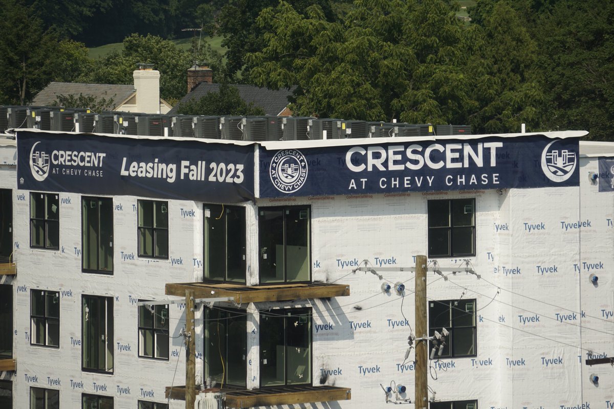 Its going to be a banner year at <a href="/crescentchch/">Crescent at Chevy Chase</a> ! Pre-Leasing 9/1 #ChevyChaseMD