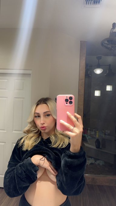 rt for good luck ✨ https://t.co/5d0xRB2CwA<a href="/tag/onlyfans"class="tags"><span>#onlyfans</span></a><a href="/tag/toesfeet"class="tags"><span>#toesfeet</span></a>